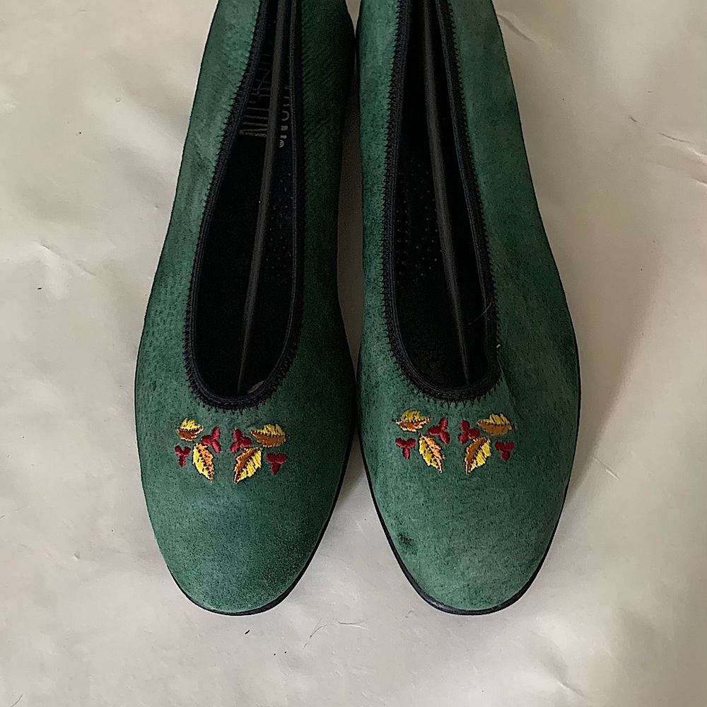 Beacon Anti-Shock Flats - Hunter Green, Size 9